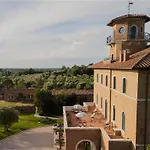 Otel Precise Tale Poggio Sala