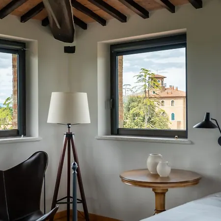 Hotel Precise Tale Poggio Sala