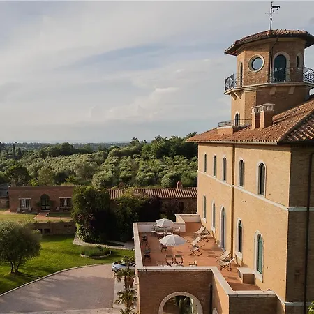 Hotel Precise Tale Poggio Sala